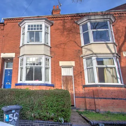 Rent this 4 bed townhouse on Lorne Road in Leicester, LE2 1XF