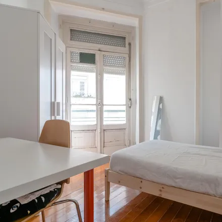 Rent this 7 bed room on Avenida de Roma in 1000-262 Lisbon, Portugal