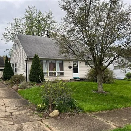 Buy this 3 bed house on 1176 Valleyview Avenue Southwest in Canton, OH 44710
