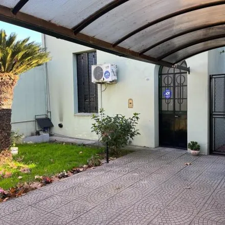 Buy this 3 bed house on Avenida Amenedo 1857 in Adrogué, Argentina