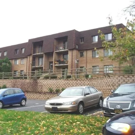 Buy this 2 bed condo on 1305 Valley Dr in West Chester, Pennsylvania