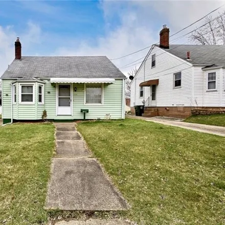 Buy this 3 bed house on 1232 Homewood Avenue Southwest in Lincoln Heights, Canton