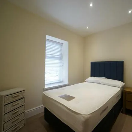 Image 4 - Caernarfon Road, Bangor, LL57 4SB, United Kingdom - Apartment for rent