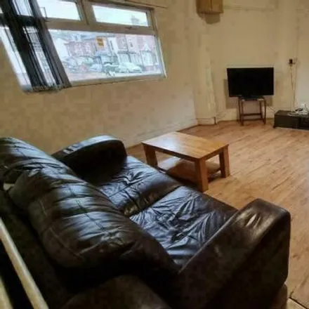 Rent this 6 bed duplex on 53 Alton Road in Selly Oak, B29 7DX