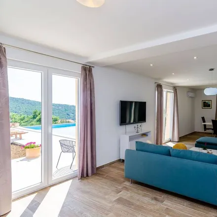 Rent this 3 bed house on Zvekovica in Dubrovnik-Neretva County, Croatia