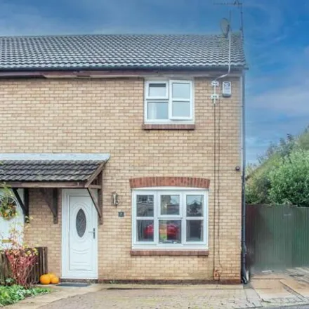 Buy this 3 bed duplex on 9 Overdale Close in Long Eaton, NG10 3JJ