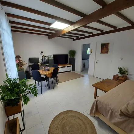 Rent this 2 bed apartment on 32 Grand Rue in 30230 Bouillargues, France