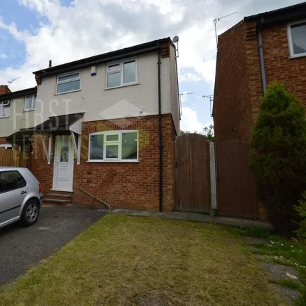 Rent this 3 bed duplex on Malham Way in Oadby, LE2 4PS