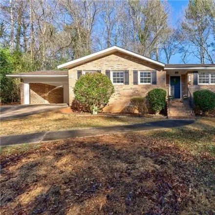 Buy this 3 bed house on 165 Vestavia Circle in Athens-Clarke County Unified Government, GA 30606