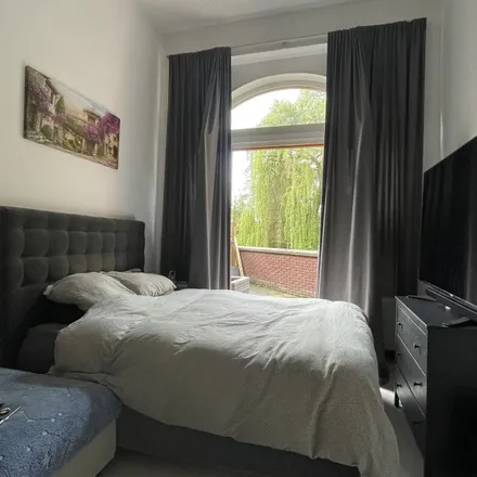 Rent this 2 bed apartment on Warenargaarde 615 in 7329 GM Apeldoorn, Netherlands