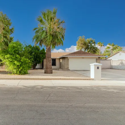 Image 2 - 3124 West Waltann Lane, Phoenix, AZ 85053, USA - House for sale