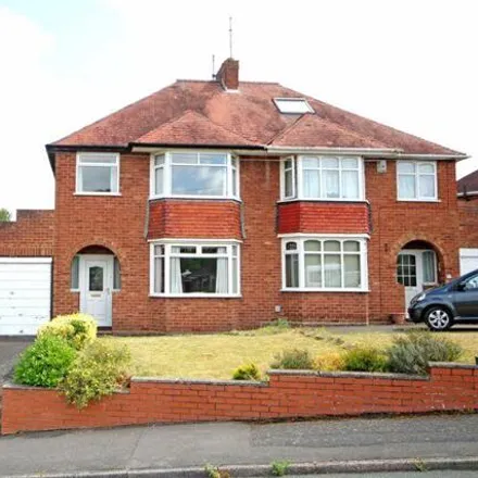 Buy this 3 bed duplex on York Crescent in Amblecote, DY8 4RR