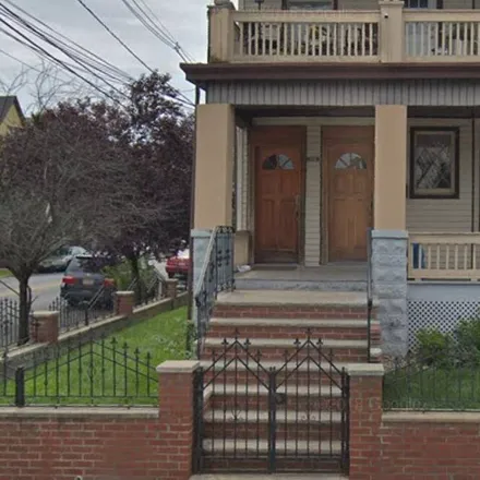 Rent this 1 bed house on Paterson