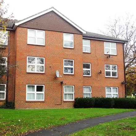 Rent this 1 bed apartment on By The Mount in Welwyn Garden City, AL7 3BN
