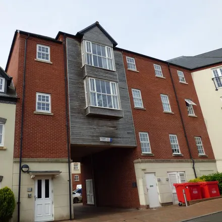 Rent this 2 bed apartment on Green Moors in Dawley, TF4 3TB
