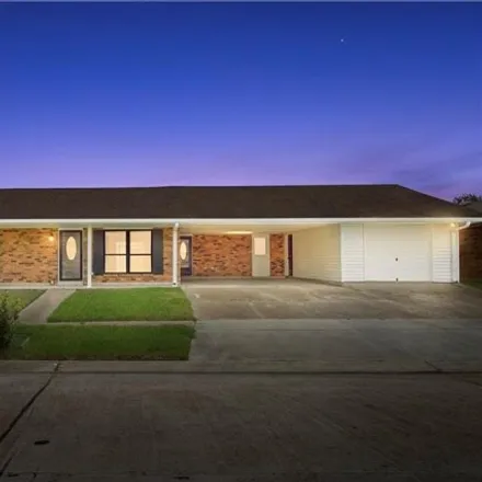 Buy this 4 bed house on 2133 Oakview Drive in Marrero, LA 70072