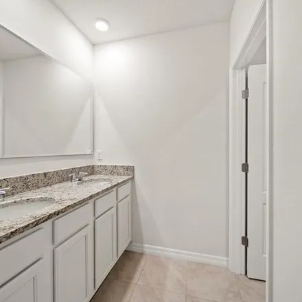 Rent this 5 bed apartment on Pristine Loop in Lakeland, FL 33815