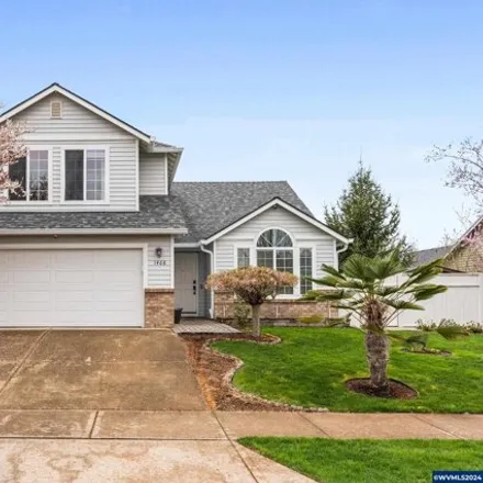 Buy this 4 bed house on 1478 South 7th Street in Independence, OR 97351