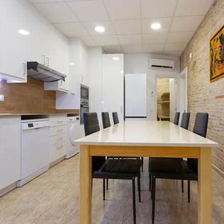 Rent this 2 bed apartment on Carrer de Sant Vicenç in 17, 08001 Barcelona