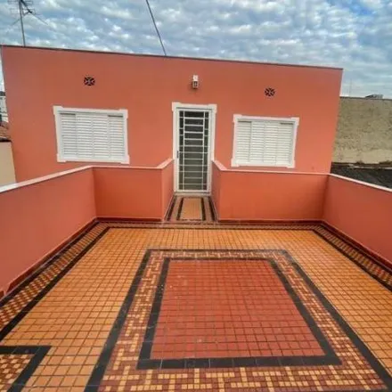 Buy this 5 bed house on Rua Capitão Cirilo Lobato in Centro, Taubaté - SP