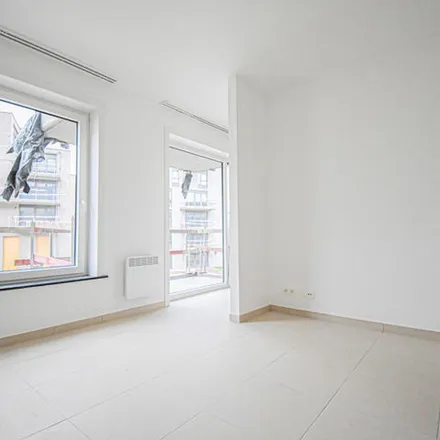 Image 1 - Rue Ferrer 130, 1480 Tubize, Belgium - Apartment for rent