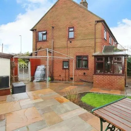 Image 3 - Saint John's Avenue, Newcastle-under-Lyme, ST5 9JP, United Kingdom - Duplex for sale