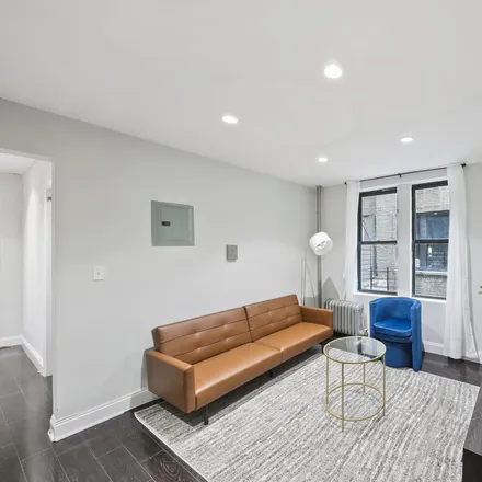Image 9 - 23 East 109th Street - Room for rent