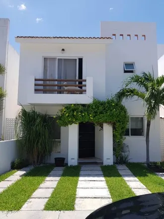 Buy this 3 bed house on unnamed road in 77507 Cancún, ROO