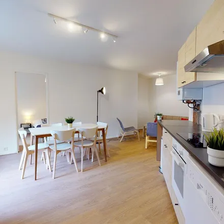 Rent this 6 bed apartment on 3 Avenue Antoine Dutrievoz in 69100 Villeurbanne, France