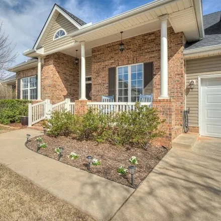 Buy this 4 bed house on 580 Yarmouth Road in Norman, OK 73071