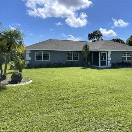 Buy this 2 bed house on 5501 Lafayette Avenue in Sebring, FL 33875