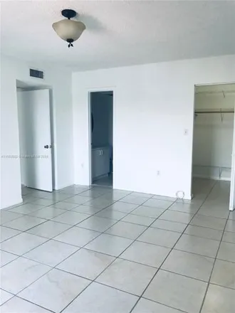Image 8 - 17600 Nw 68th Ave Apt B3006, Hialeah, Florida, 33015 - Condo for rent