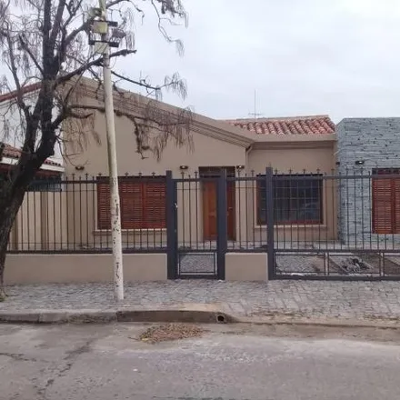 Buy this 1 bed house on 710 - Alas Argentinas in Partido de Tres de Febrero, 1685 Ciudad Jardín Lomas del Palomar