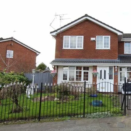 Buy this 3 bed house on Northcroft in Bottling Wood, Hindley