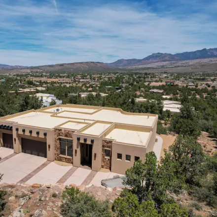 Image 1 - 266 North Pinon Hills Drive, Washington County, UT 84783, USA - House for sale