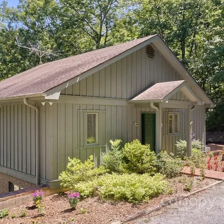 Buy this 3 bed house on 305 Bird Mountain Ridge Road in Lake Lanier, Greenville County