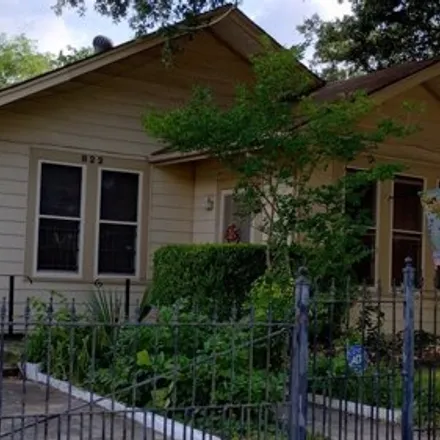 Image 1 - 854 West Mulberry Avenue, San Antonio, TX 78212, USA - House for sale