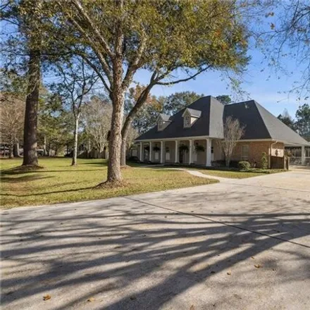 Image 3 - 750 Glockner Lane, Covington, LA 70433, USA - House for sale