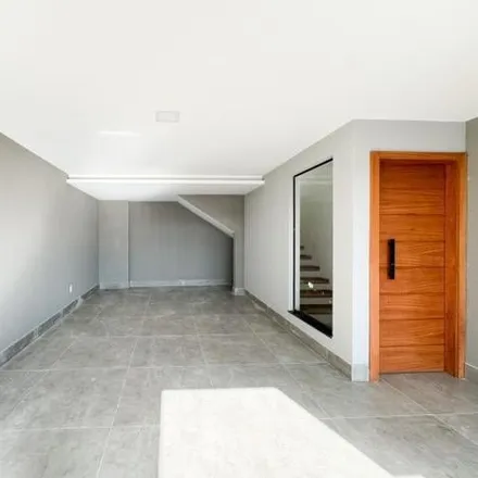 Buy this 3 bed house on Rua Catulo Breviglieri in Santa Catarina, Juiz de Fora - MG