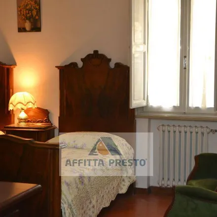 Image 4 - Torre dei Filipetri, Via dei Leoni, 50122 Florence FI, Italy - Apartment for rent