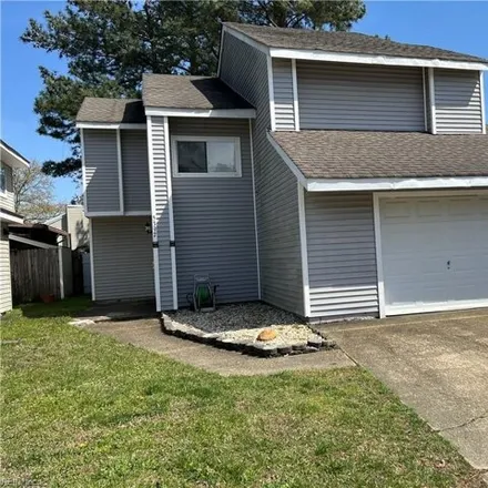 Rent this 3 bed house on 5397 Chatham Lake Drive in Haven Heights, Virginia Beach