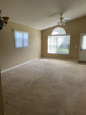 Image 6 - 1192 Northwest Lombardy Drive, Port Saint Lucie, FL 34986, USA - Townhouse for sale