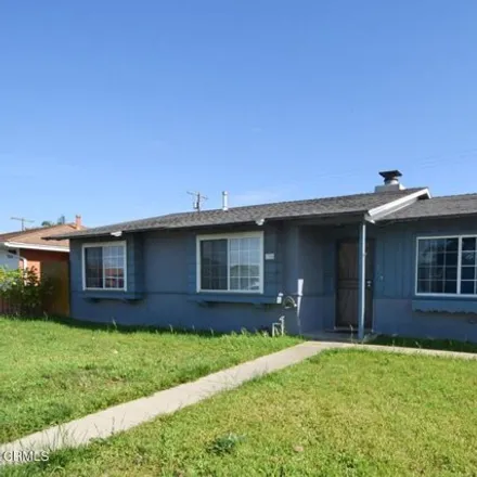 Rent this 3 bed house on 1282 West Redwood Street in Oxnard, CA 93033