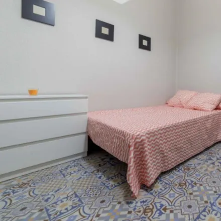 Image 3 - Carrer de Ciscar, 54, 46005 Valencia, Spain - Room for rent