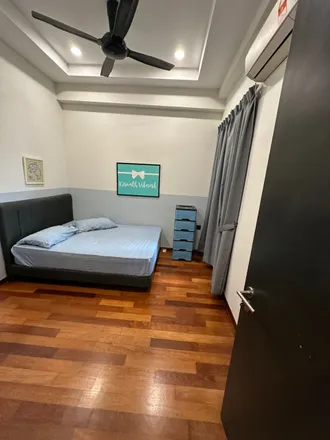 Rent this 3 bed apartment on unnamed road in Kelana Jaya, 47302 Petaling Jaya
