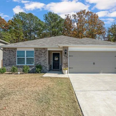 Buy this 3 bed house on 199 Stonebriar Drive in Calera, AL 35040