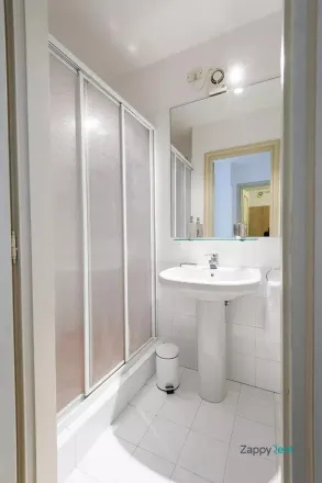 Image 3 - Vicolo Giuseppe Mazzini, 2, 37121 Verona VR, Italy - Apartment for rent