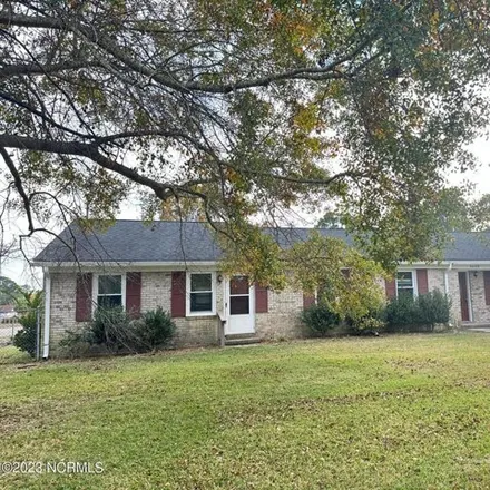 Rent this 5 bed house on 791 Spring Branch Road in Smith Creek, New Hanover County