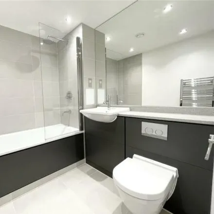 Image 7 - Chadwick House, 24 Penny Brookes Street, London, E15 1GN, United Kingdom - Apartment for rent