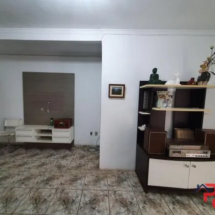 Rent this 2 bed house on Rua Manoel Leopoldino in Araés, Cuiabá - MT